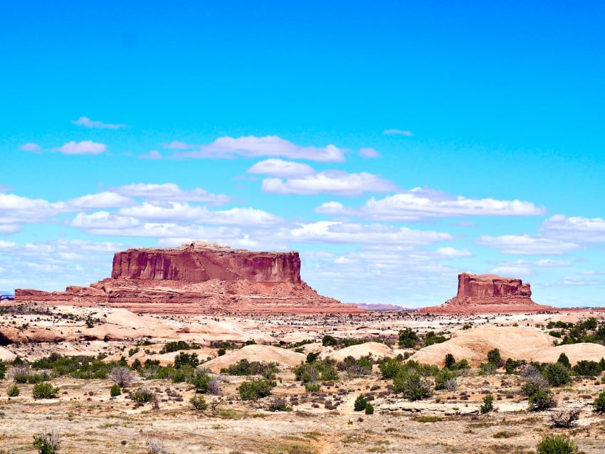 Wüstenlandschaft mit Tafelbergen wie Plateau Orgasmustyp